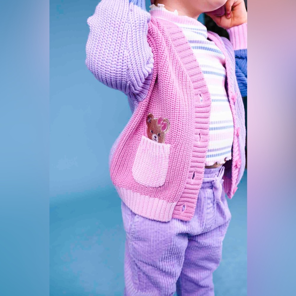 Huxbaby Peeping Pocket Girl Cardigan and knit pants in organic cotton
